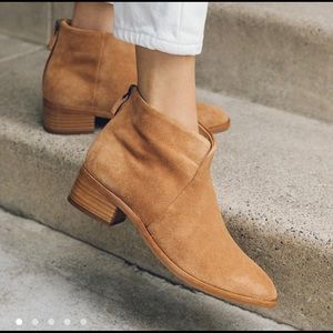 Soludos Venetian Bootie
